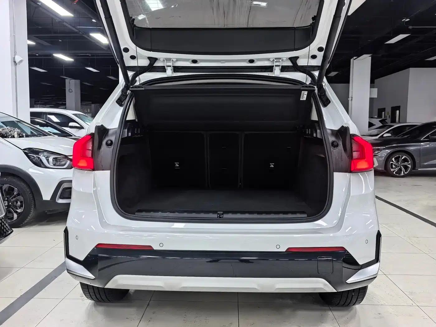 2023 BMW X1 sDrive20Li X Design Package — миниатюра 21