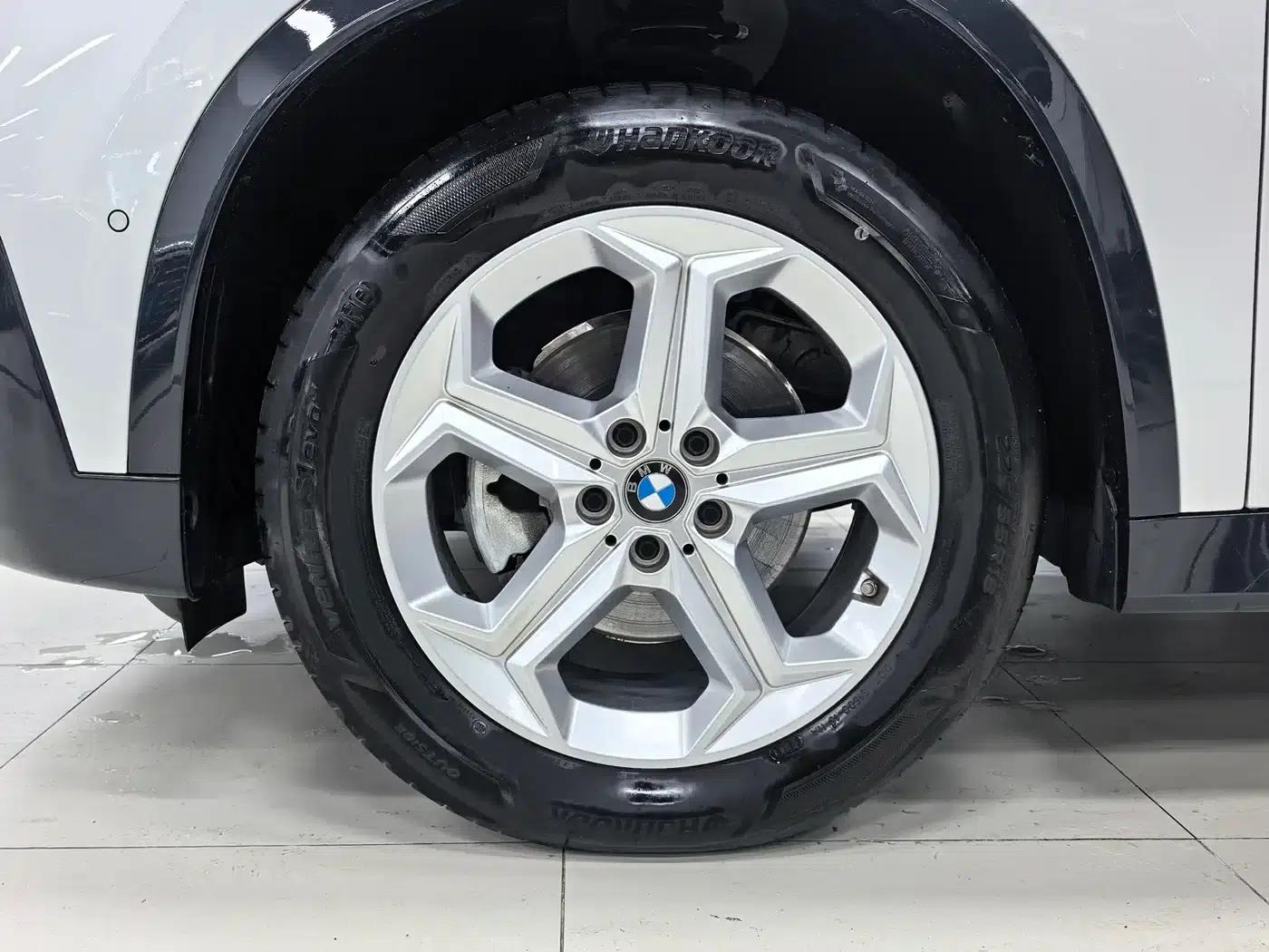 2023 BMW X1 sDrive20Li X Design Package — миниатюра 6