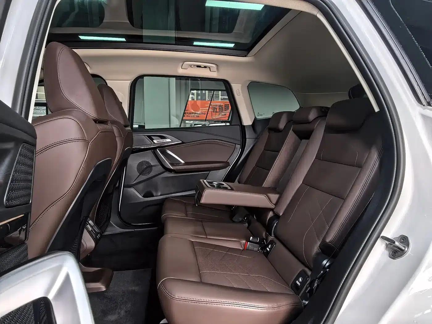 2023 BMW X1 sDrive20Li X Design Package — миниатюра 9