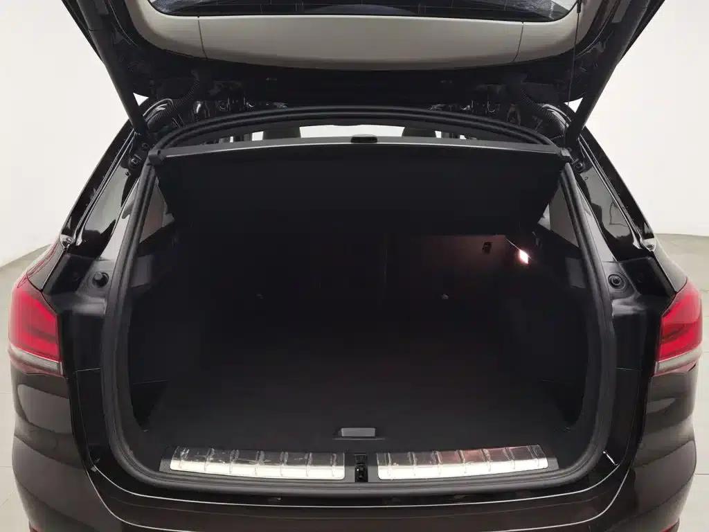 BMW X1 2021 sDrive25Li Leading Edition — миниатюра 16