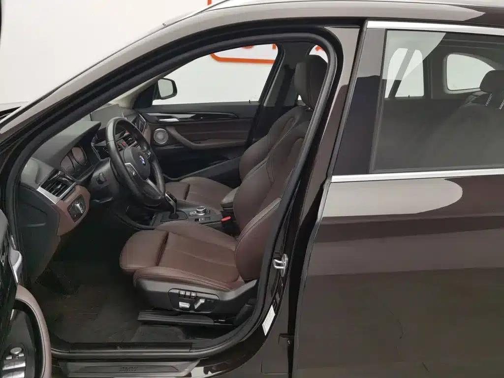 BMW X1 2021 sDrive25Li Leading Edition — миниатюра 10