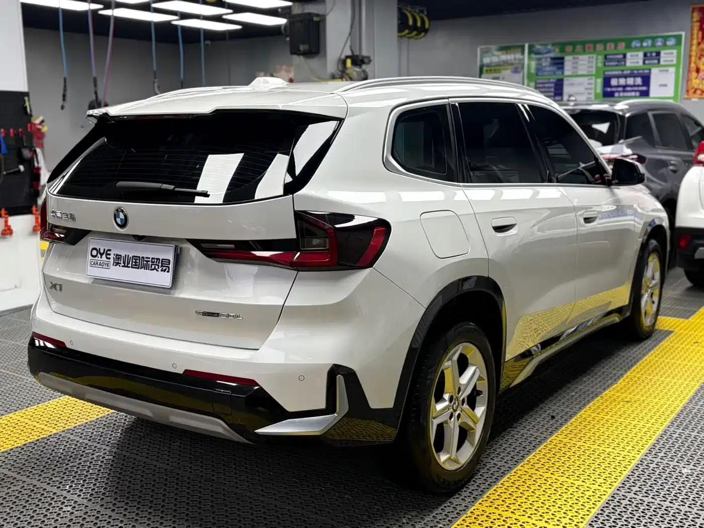 2023 BMW X1 sDrive20Li X Design Package — миниатюра 6