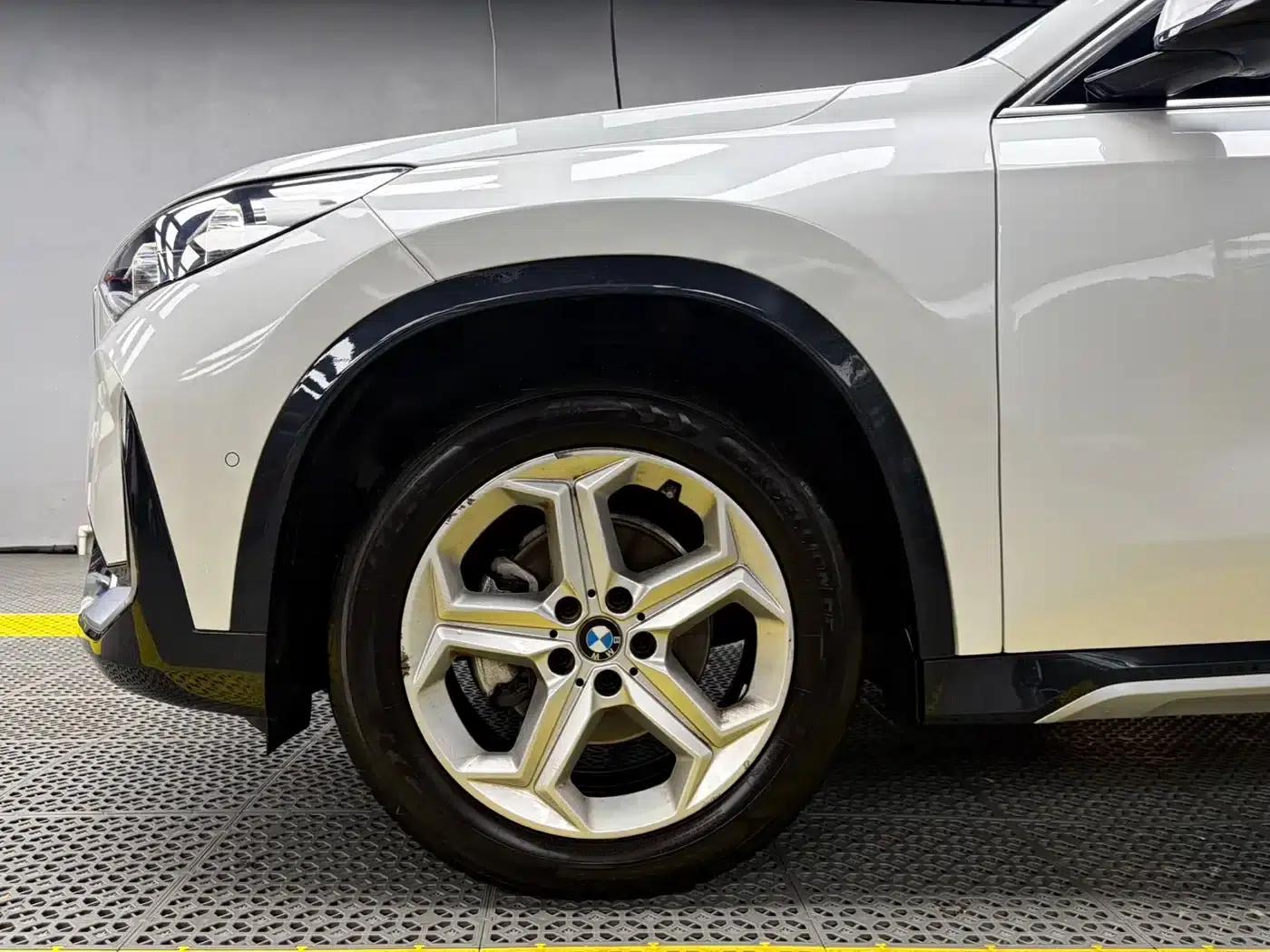 2023 BMW X1 sDrive20Li X Design Package — миниатюра 7