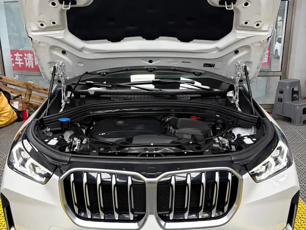 2023 BMW X1 sDrive20Li X Design Package — миниатюра 9