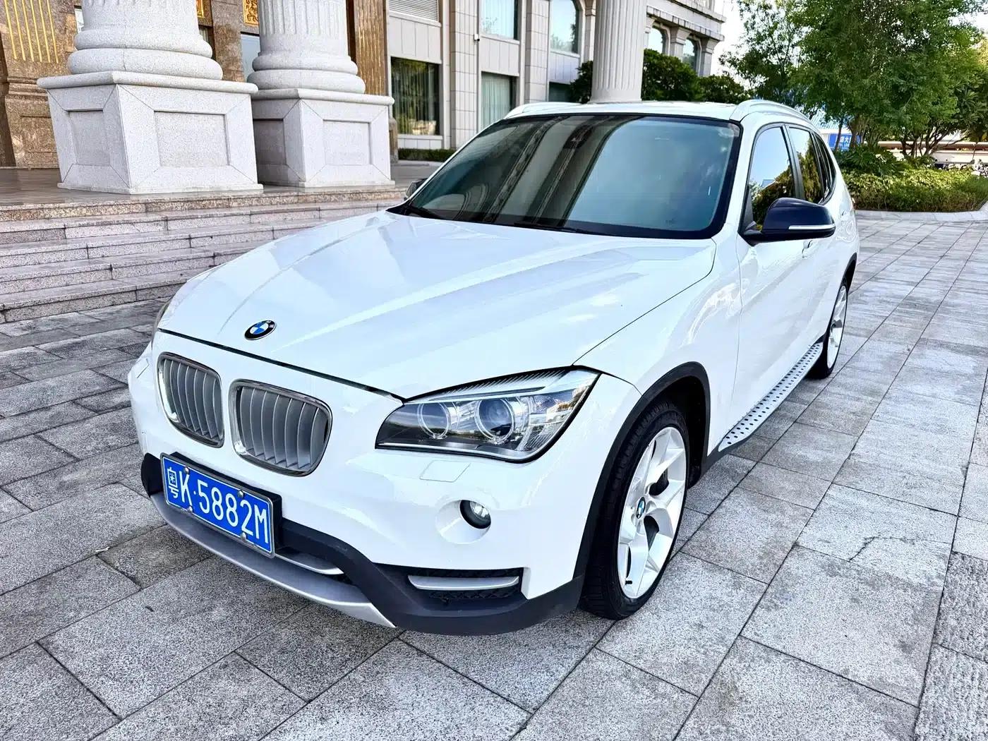 2014 BMW X1 xDrive20i Sport Design Package — миниатюра 1