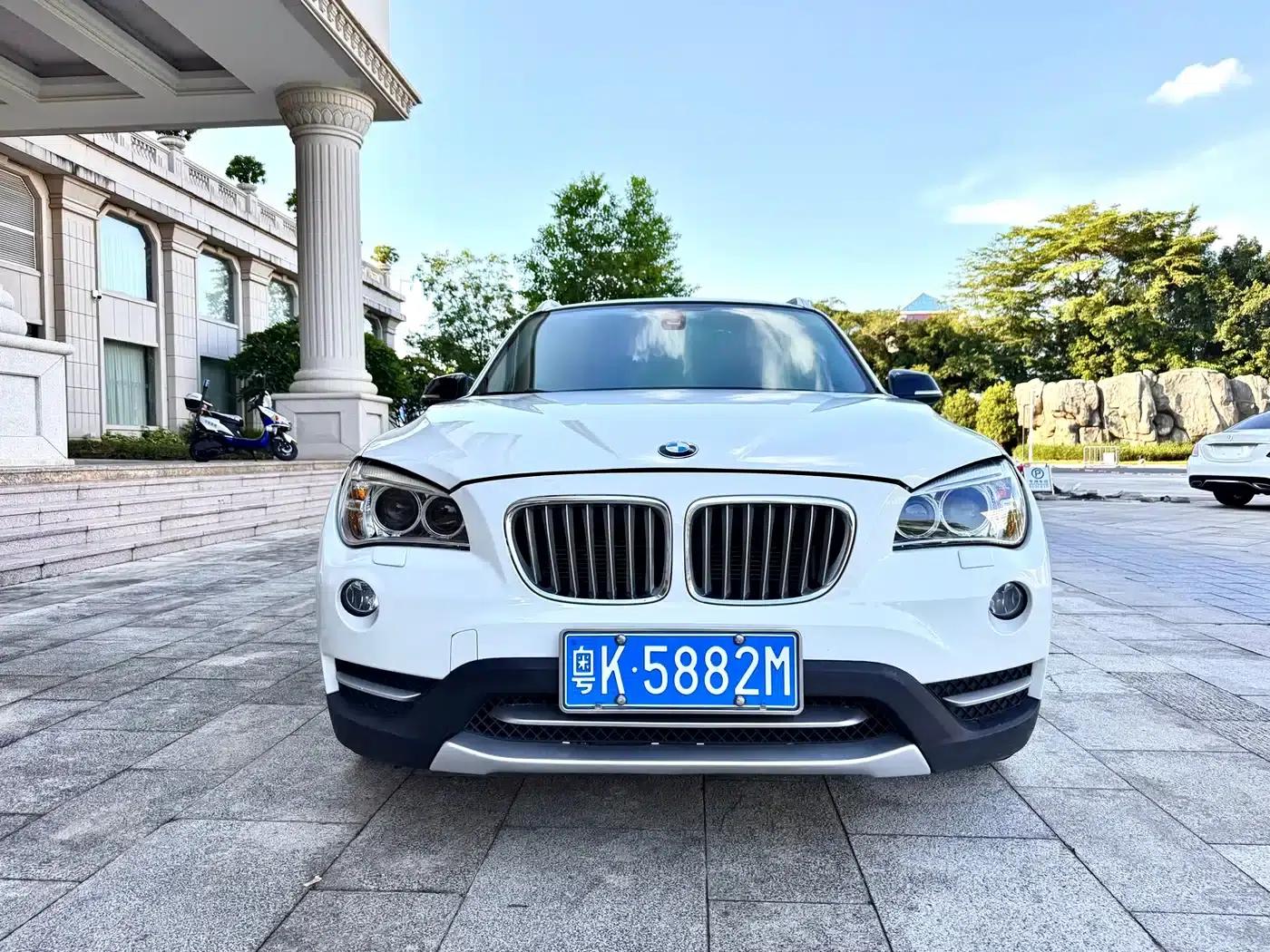 2014 BMW X1 xDrive20i Sport Design Package — миниатюра 2