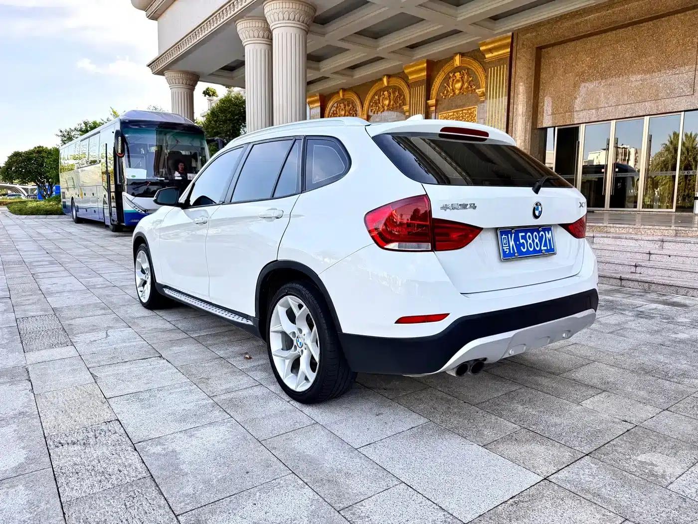2014 BMW X1 xDrive20i Sport Design Package — миниатюра 11