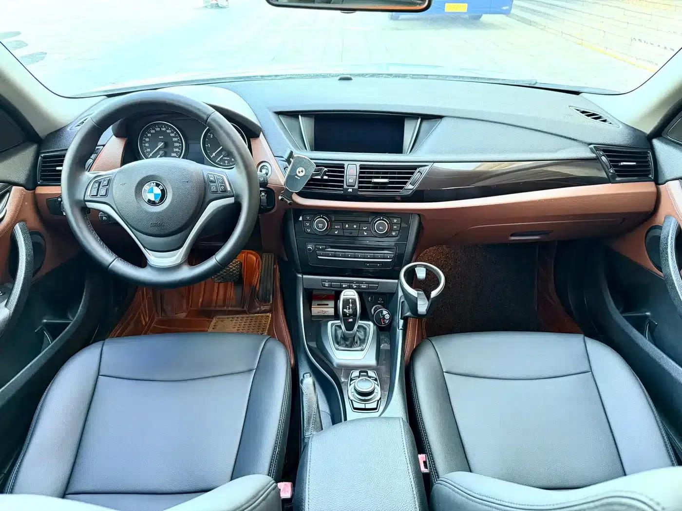 2014 BMW X1 xDrive20i Sport Design Package — миниатюра 7