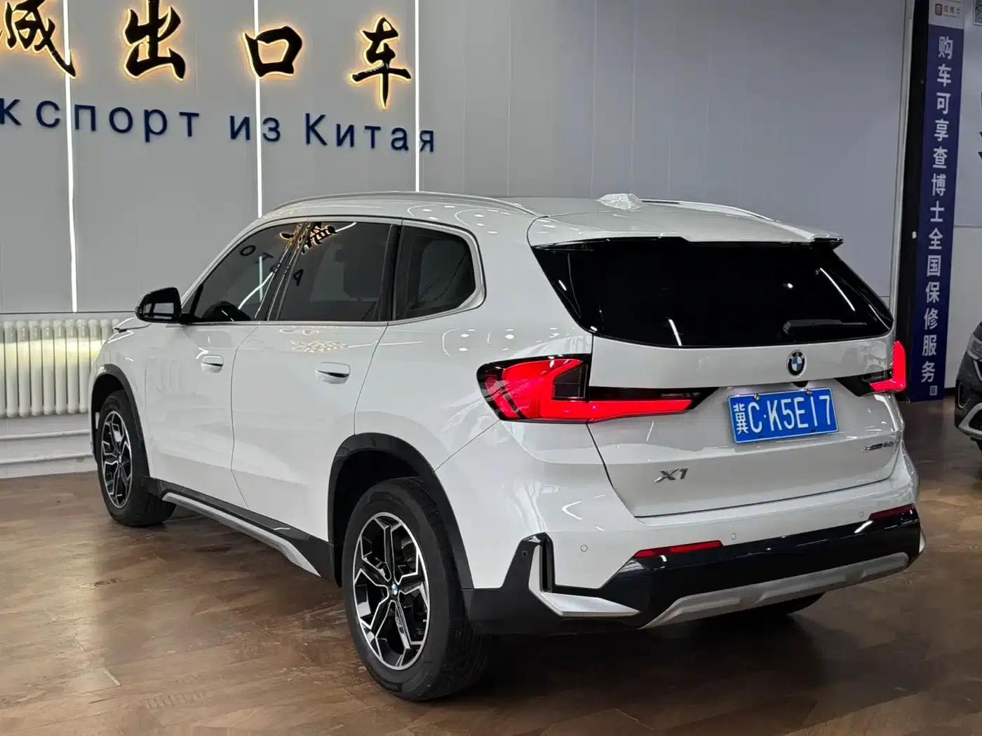 2023 BMW X1 sDrive20Li X Design Package — миниатюра 7