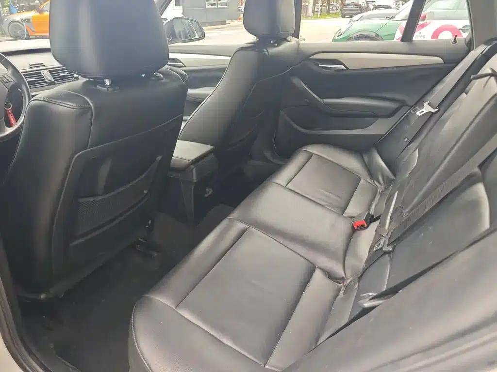 BMW X1 2013 sDrive18i Fashion Edition — миниатюра 8