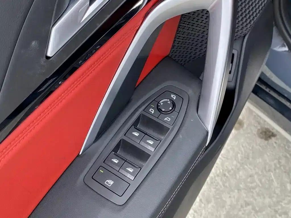 2023 BMW X1 sDrive20Li X Design Package — миниатюра 6