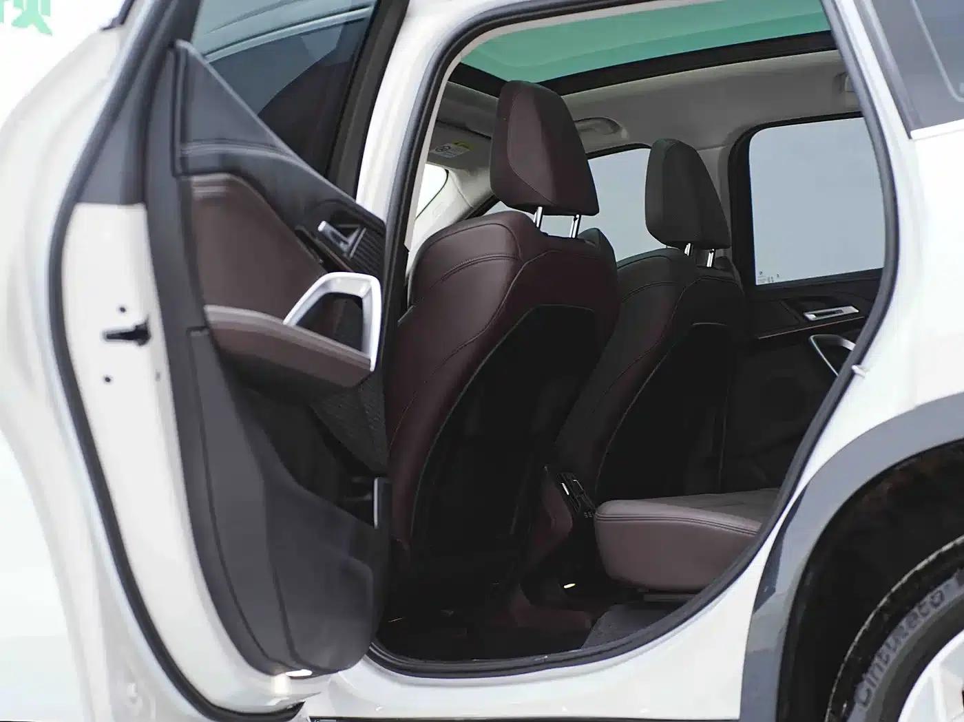 2023 BMW X1 sDrive20Li X Design Package — миниатюра 17