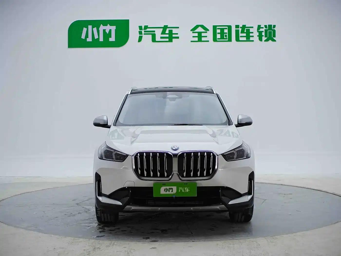 2023 BMW X1 sDrive20Li X Design Package — миниатюра 3