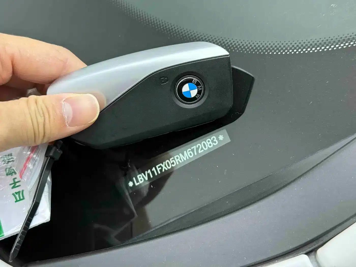 2023 BMW X1 sDrive20Li X Design Package — миниатюра 10