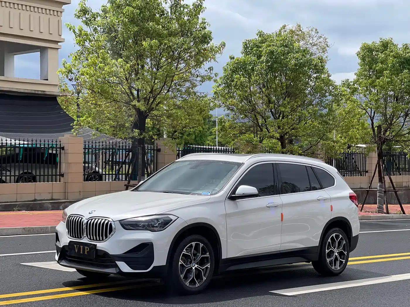 BMW X1 2021 Facelift sDrive25Li Leading Edition — миниатюра 1