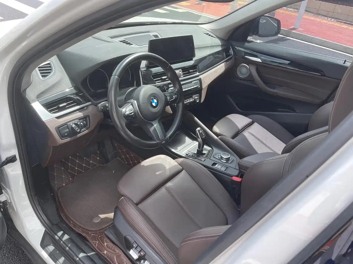 BMW X1 2021 Facelift sDrive25Li Leading Edition — миниатюра 4