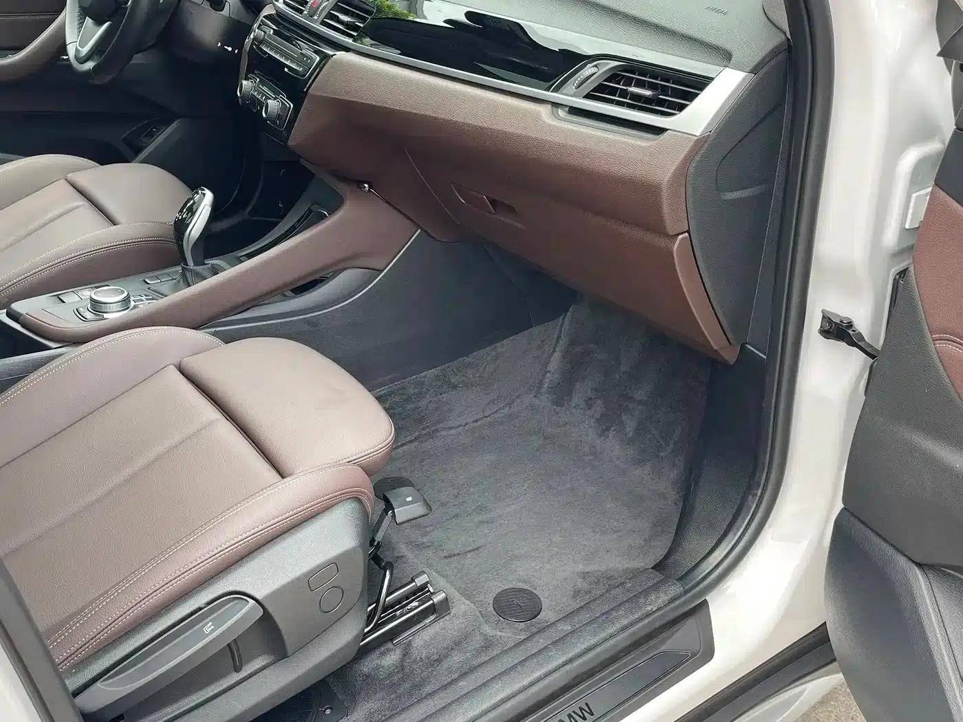 BMW X1 2022 sDrive20Li Fashion Edition — миниатюра 11