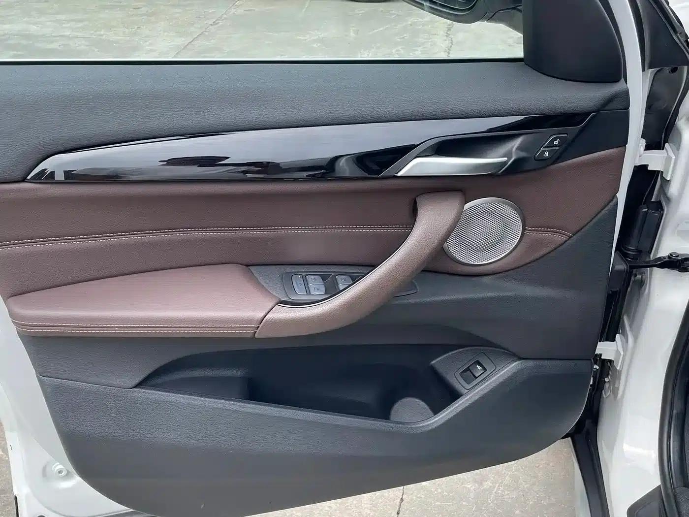 BMW X1 2022 sDrive20Li Fashion Edition — миниатюра 12