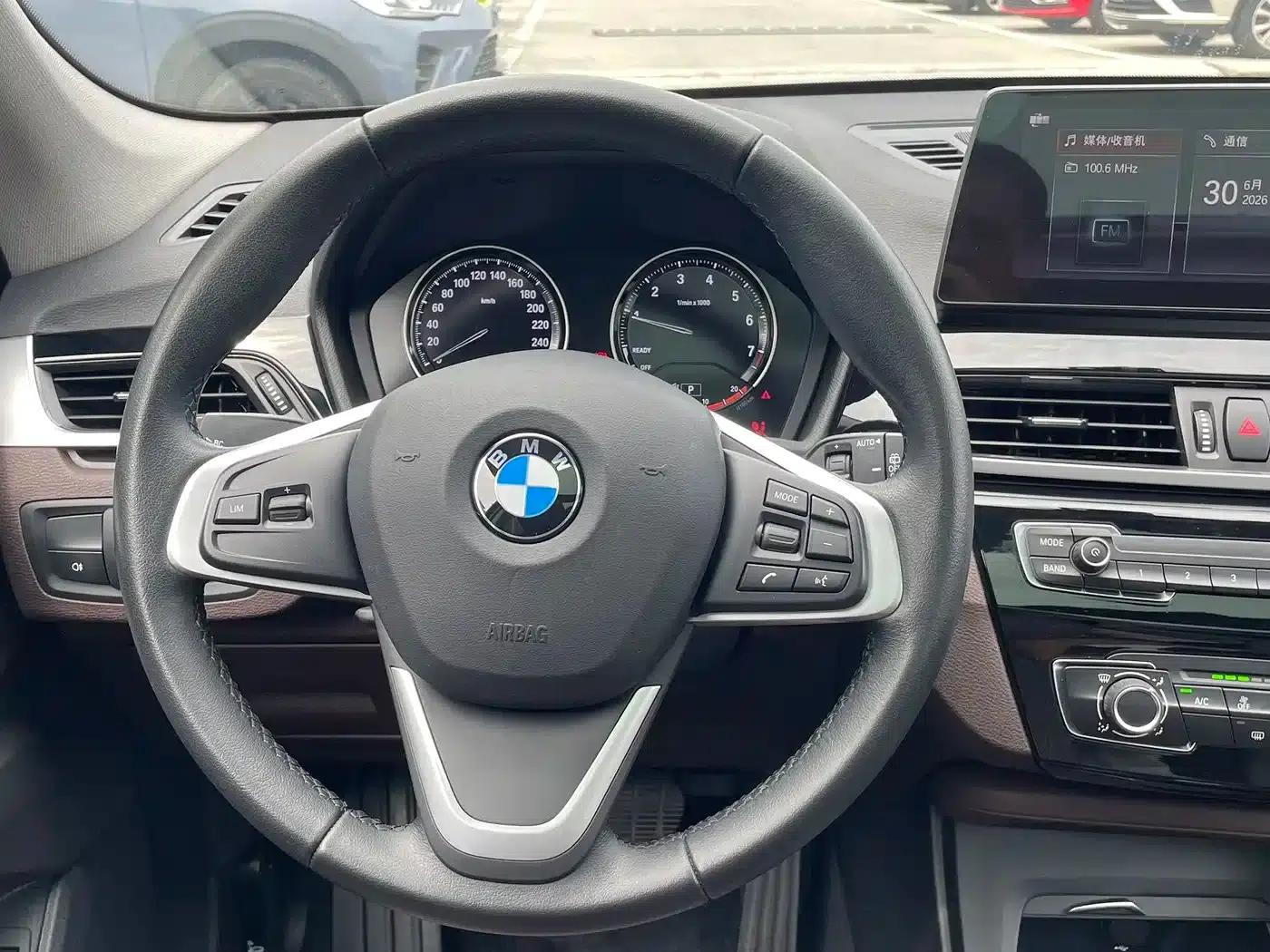 BMW X1 2022 sDrive20Li Fashion Edition — миниатюра 15
