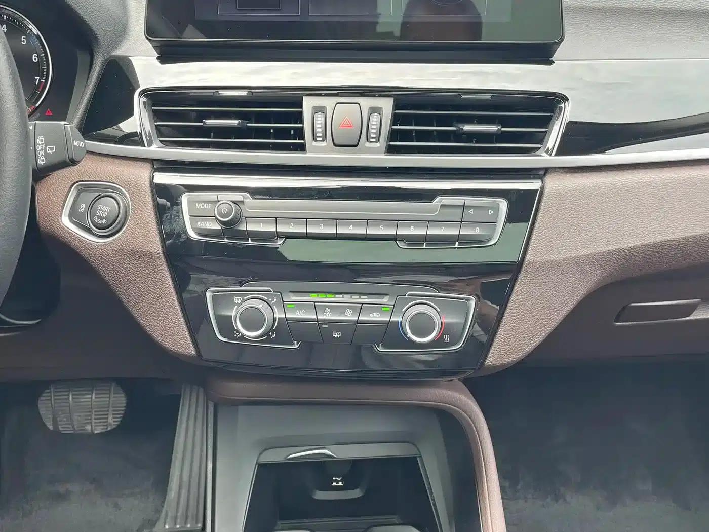 BMW X1 2022 sDrive20Li Fashion Edition — миниатюра 16