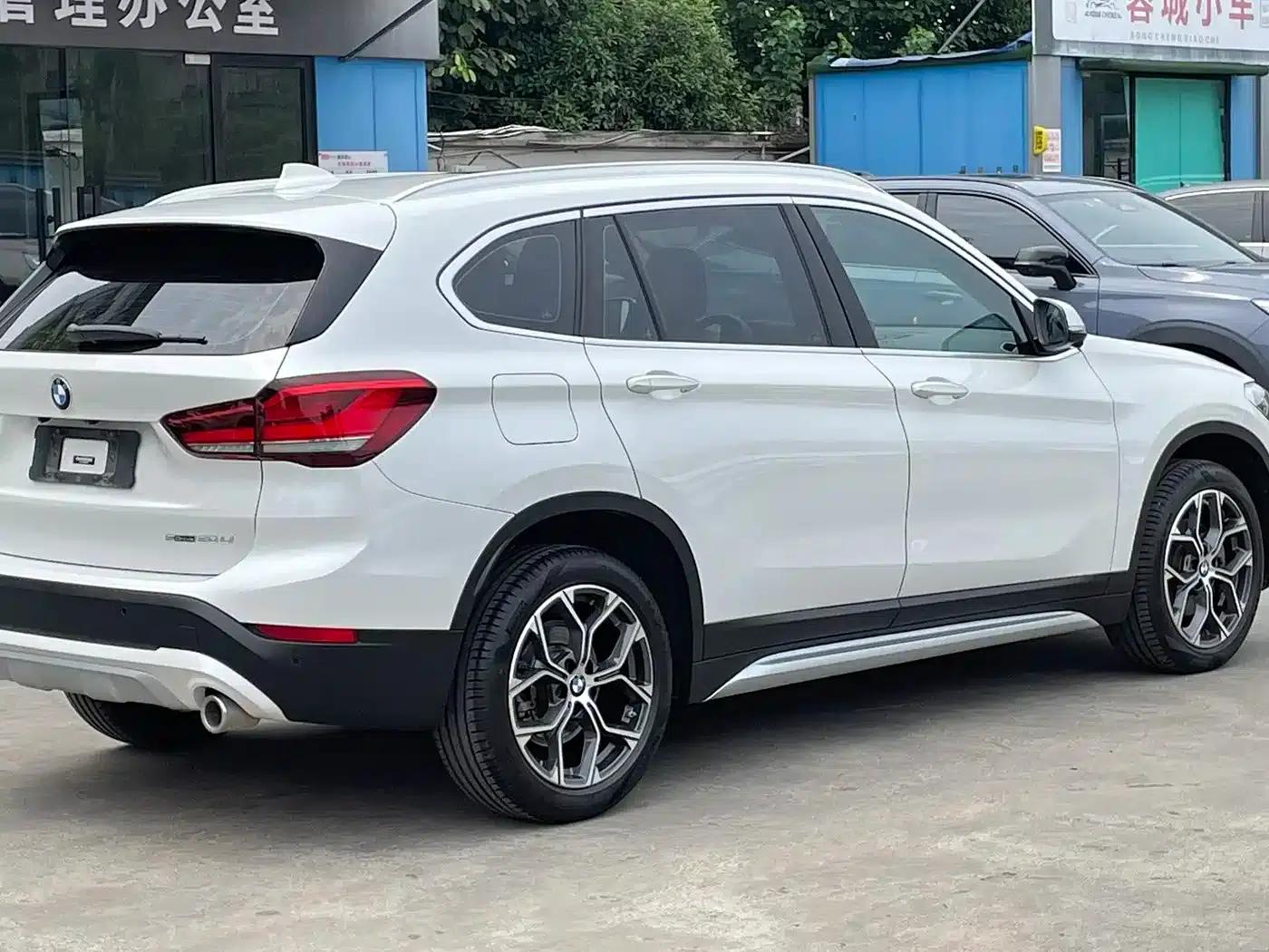 BMW X1 2022 sDrive20Li Fashion Edition — миниатюра 4