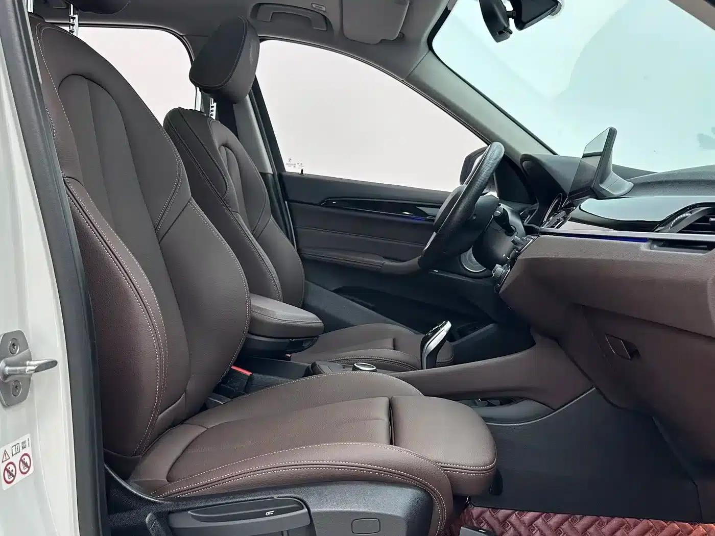 BMW X1 2022 sDrive20Li Fashion Edition — миниатюра 9