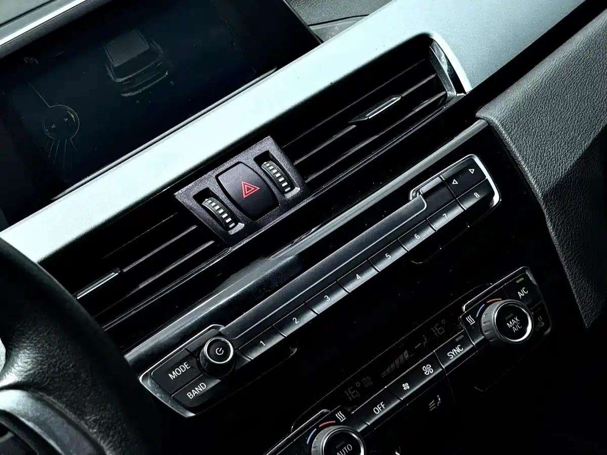 BMW X1 2016 sDrive18Li Fashion Edition — миниатюра 8