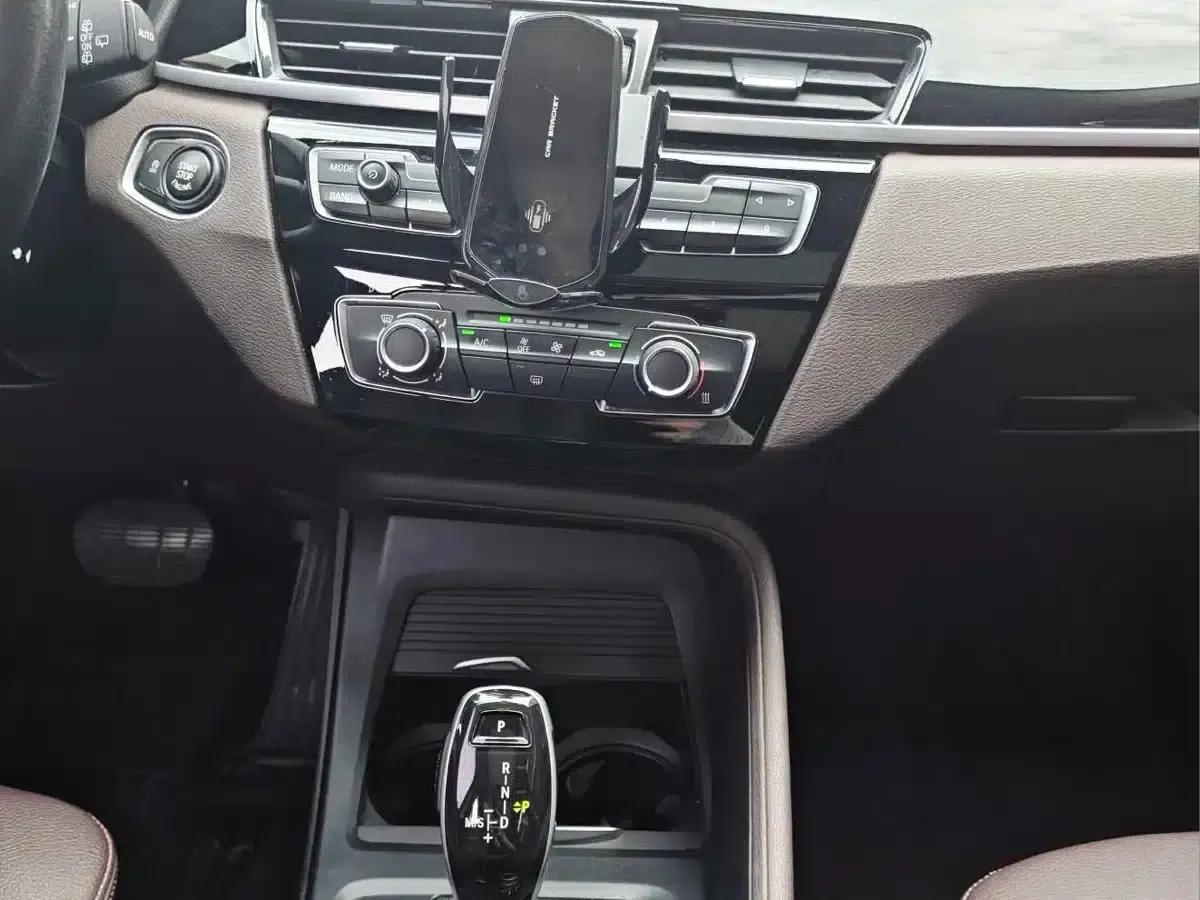 BMW X1 2021 sDrive20Li Fashion Edition — миниатюра 10