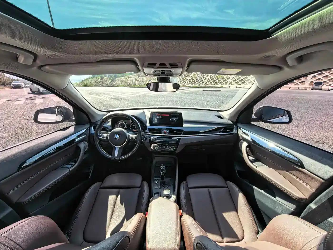 BMW X1 2022 sDrive25Li Leading Edition — миниатюра 14