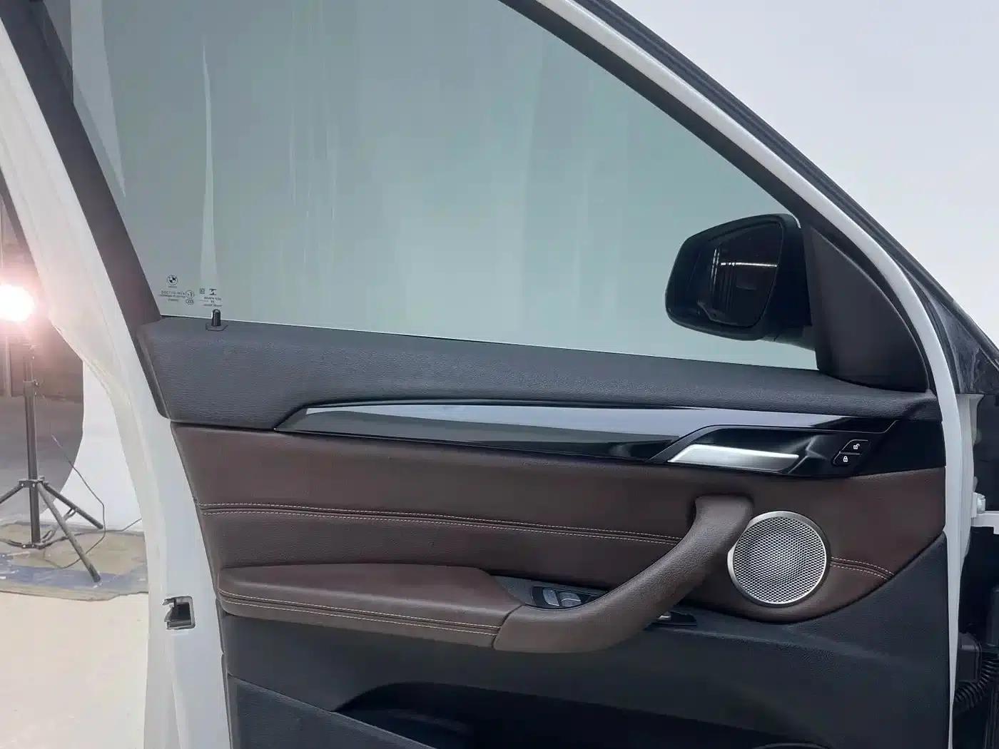 BMW X1 2022 sDrive20Li Fashion Edition — миниатюра 12
