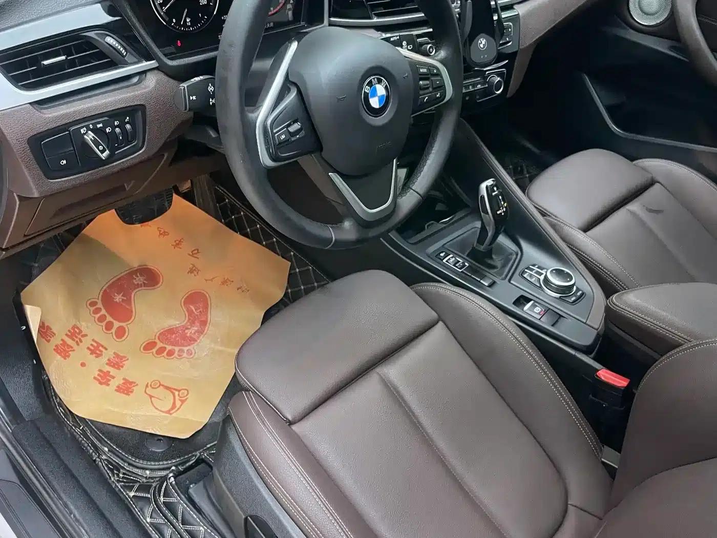 BMW X1 2022 sDrive20Li Fashion Edition — миниатюра 15