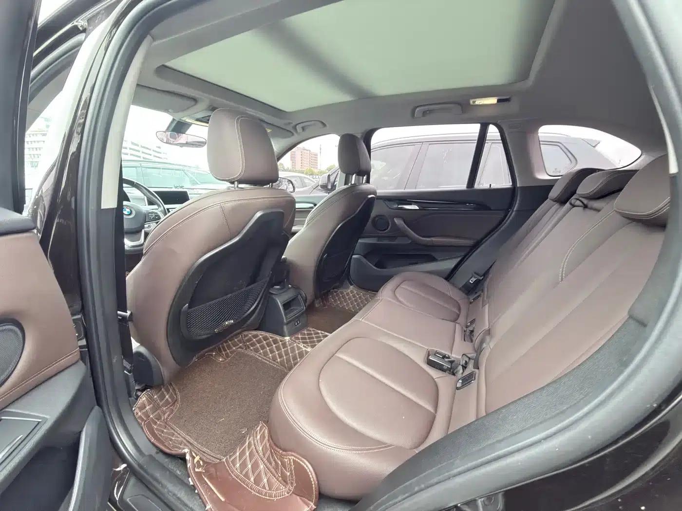 BMW X1 2020 sDrive20Li Fashion Edition — миниатюра 3