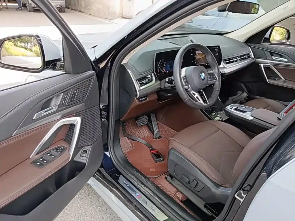 BMW X1 2025 sDrive25Li M Sport Package — миниатюра 16