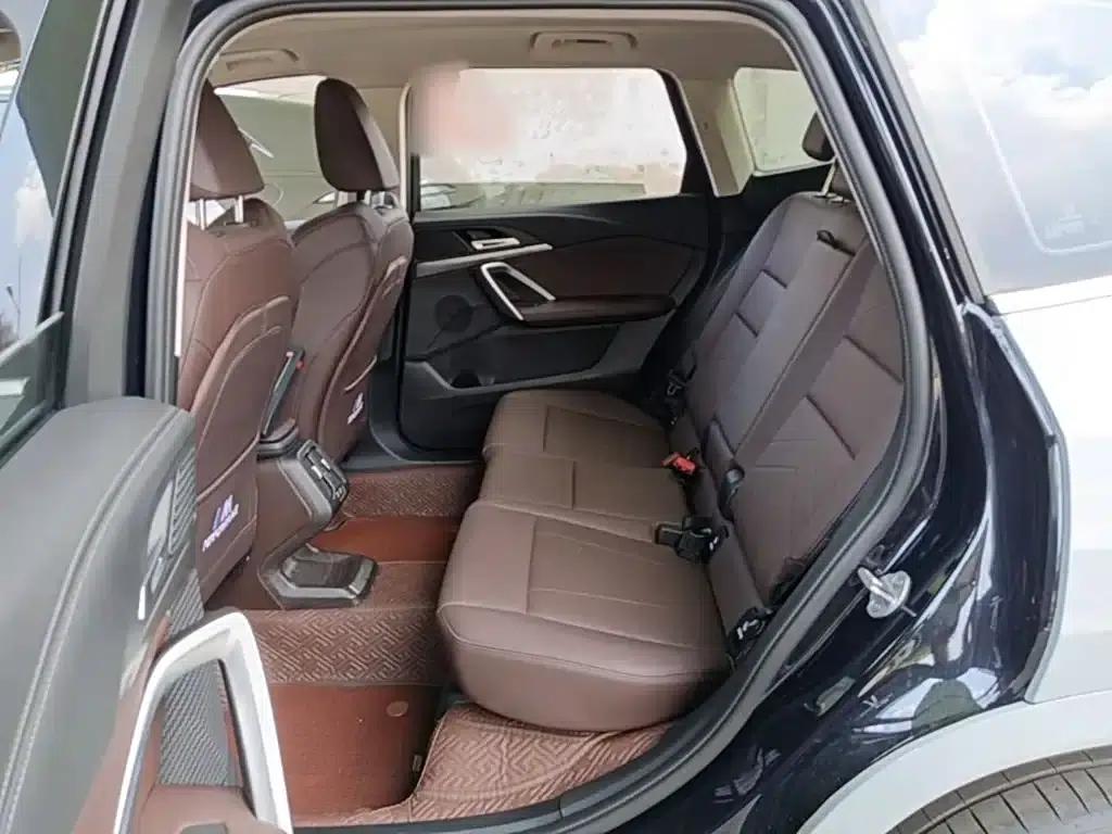 BMW X1 2025 sDrive25Li M Sport Package — миниатюра 17