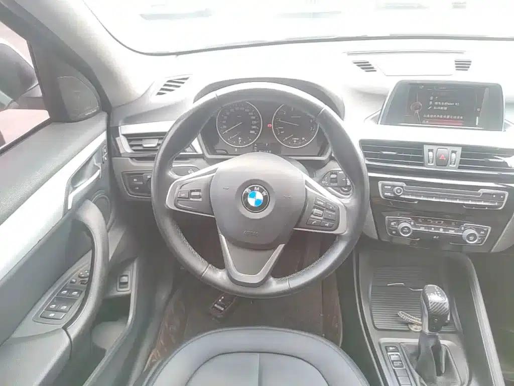 BMW X1 2018 sDrive20Li Leading Edition — миниатюра 11