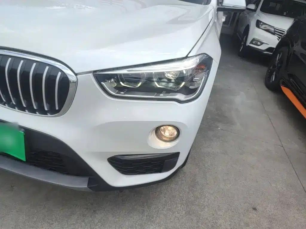 BMW X1 2018 sDrive20Li Leading Edition — миниатюра 24