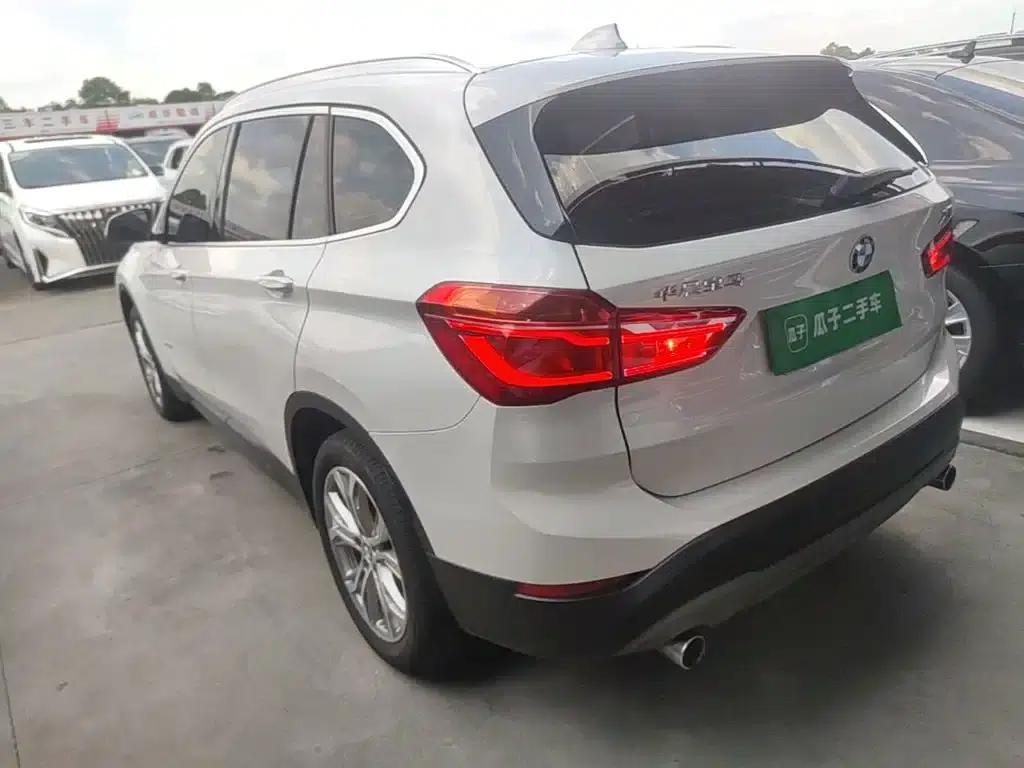BMW X1 2018 sDrive20Li Leading Edition — миниатюра 5