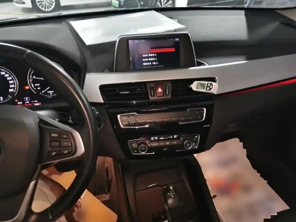 BMW X1 2019 sDrive18Li Fashion Edition — миниатюра 10