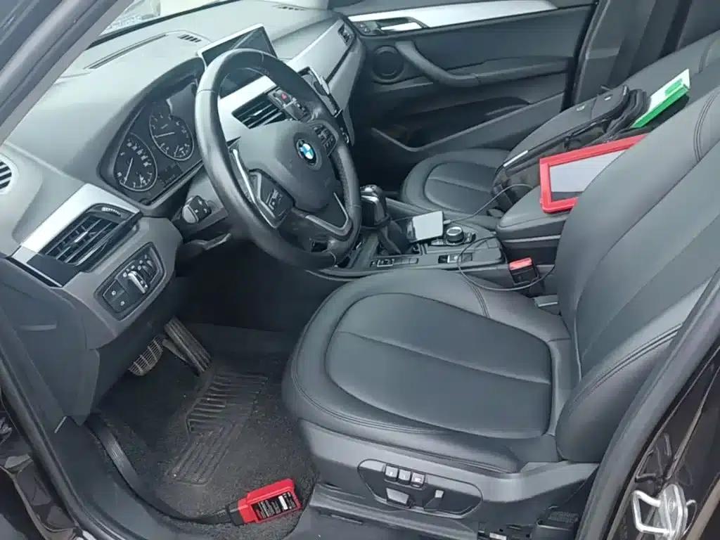 BMW X1 2016 sDrive18Li Fashion Edition — миниатюра 15