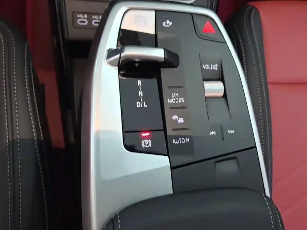 2024 BMW X1 sDrive25Li M Sport Package — миниатюра 14