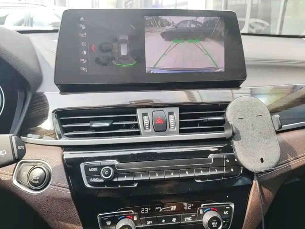 BMW X1 2020 xDrive25Li Premium — миниатюра 20