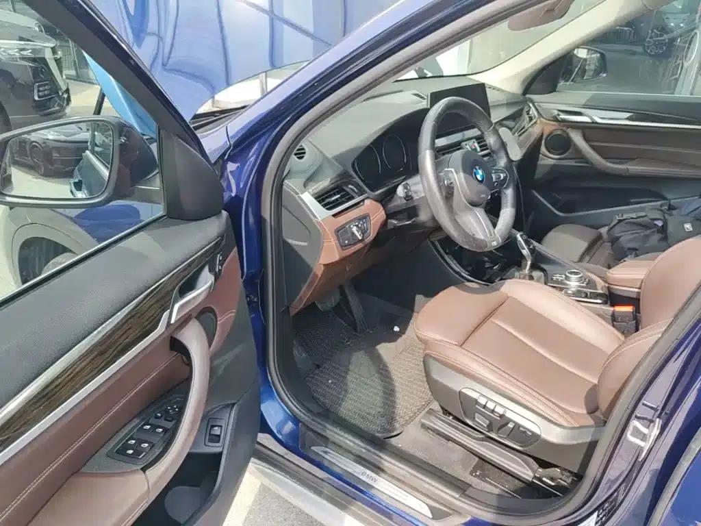 BMW X1 2020 xDrive25Li Premium — миниатюра 23