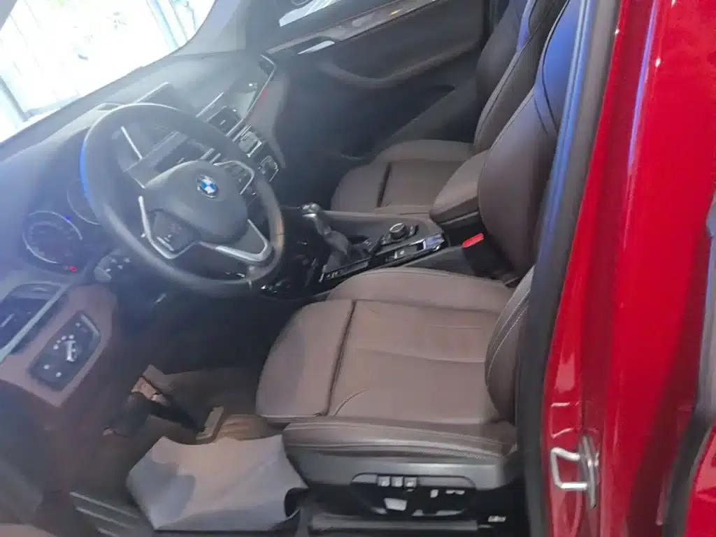 BMW X1 2018 sDrive18Li Premium — миниатюра 15