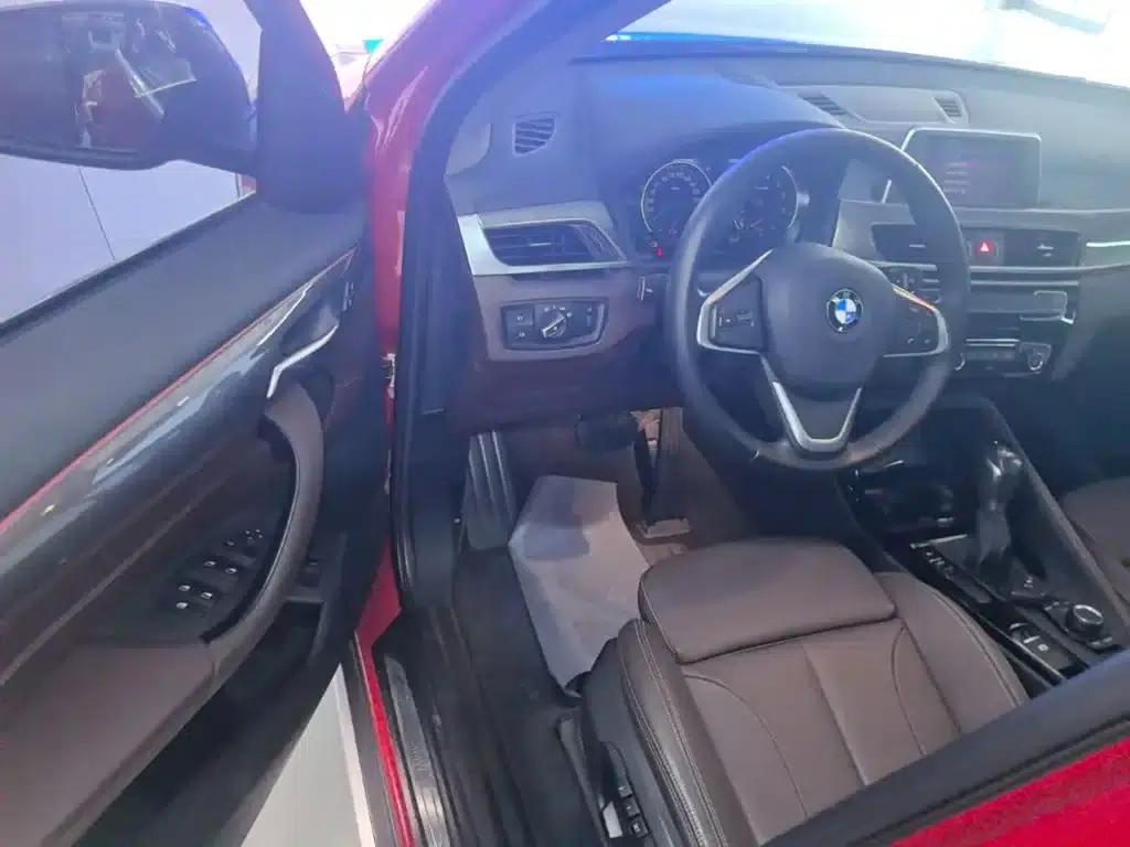 BMW X1 2018 sDrive18Li Premium — миниатюра 16