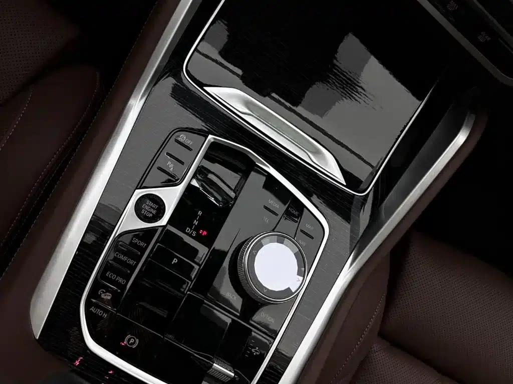 2023 BMW X6 xDrive40i M Sport Package — миниатюра 12