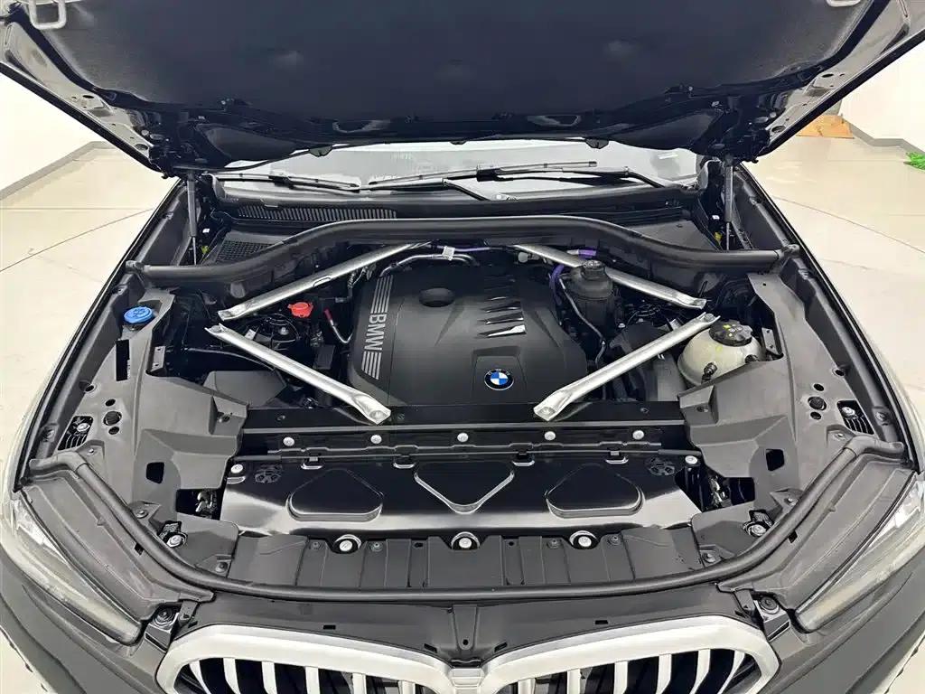 2023 BMW X6 xDrive40i M Sport Package — миниатюра 30