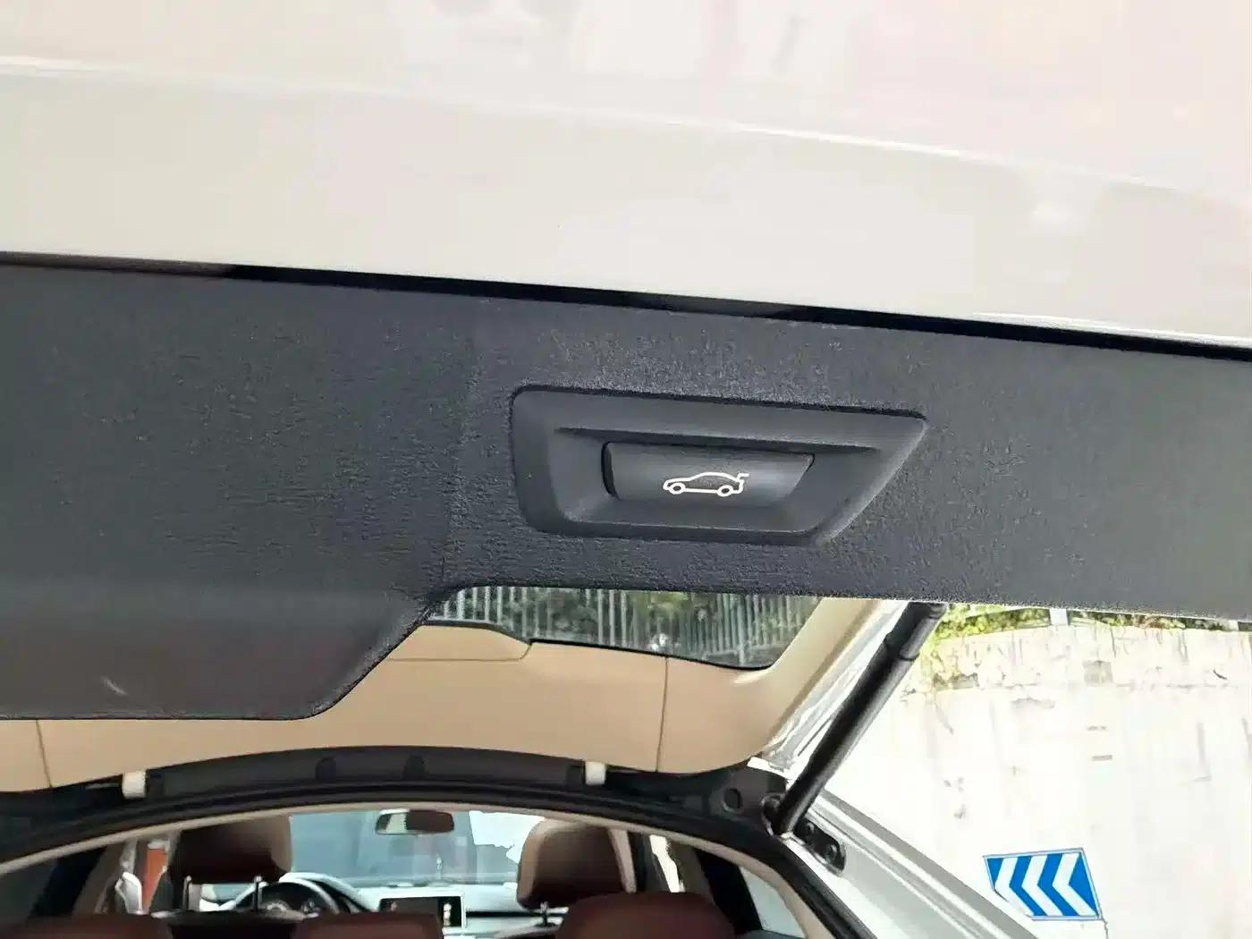 BMW X6 2015 xDrive28i — миниатюра 14
