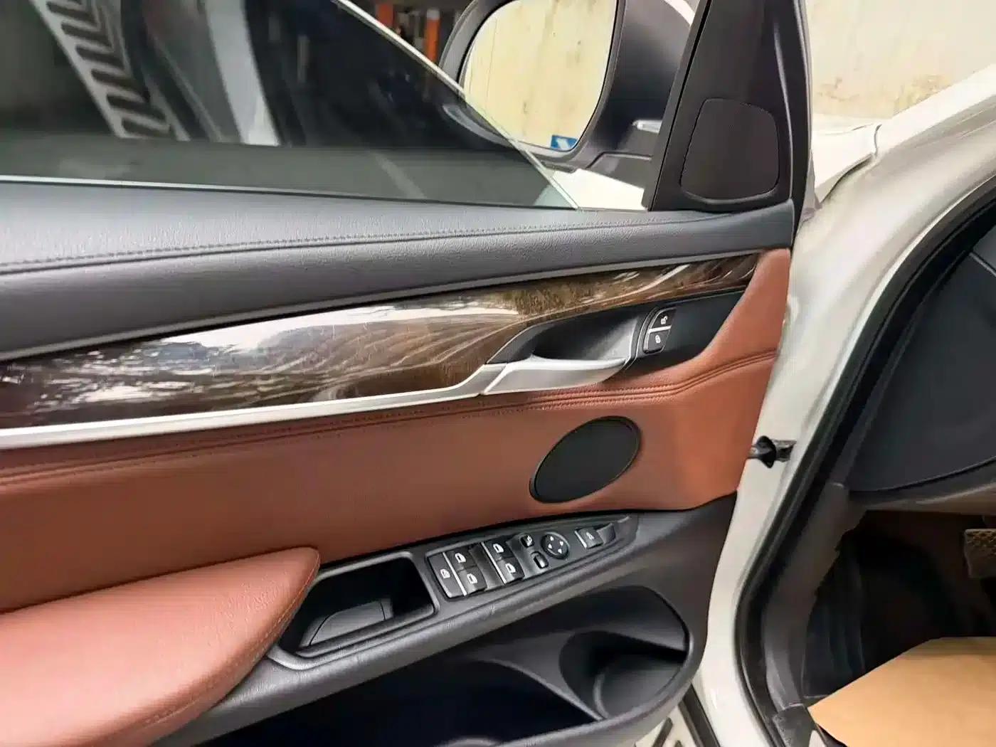 BMW X6 2015 xDrive28i — миниатюра 8