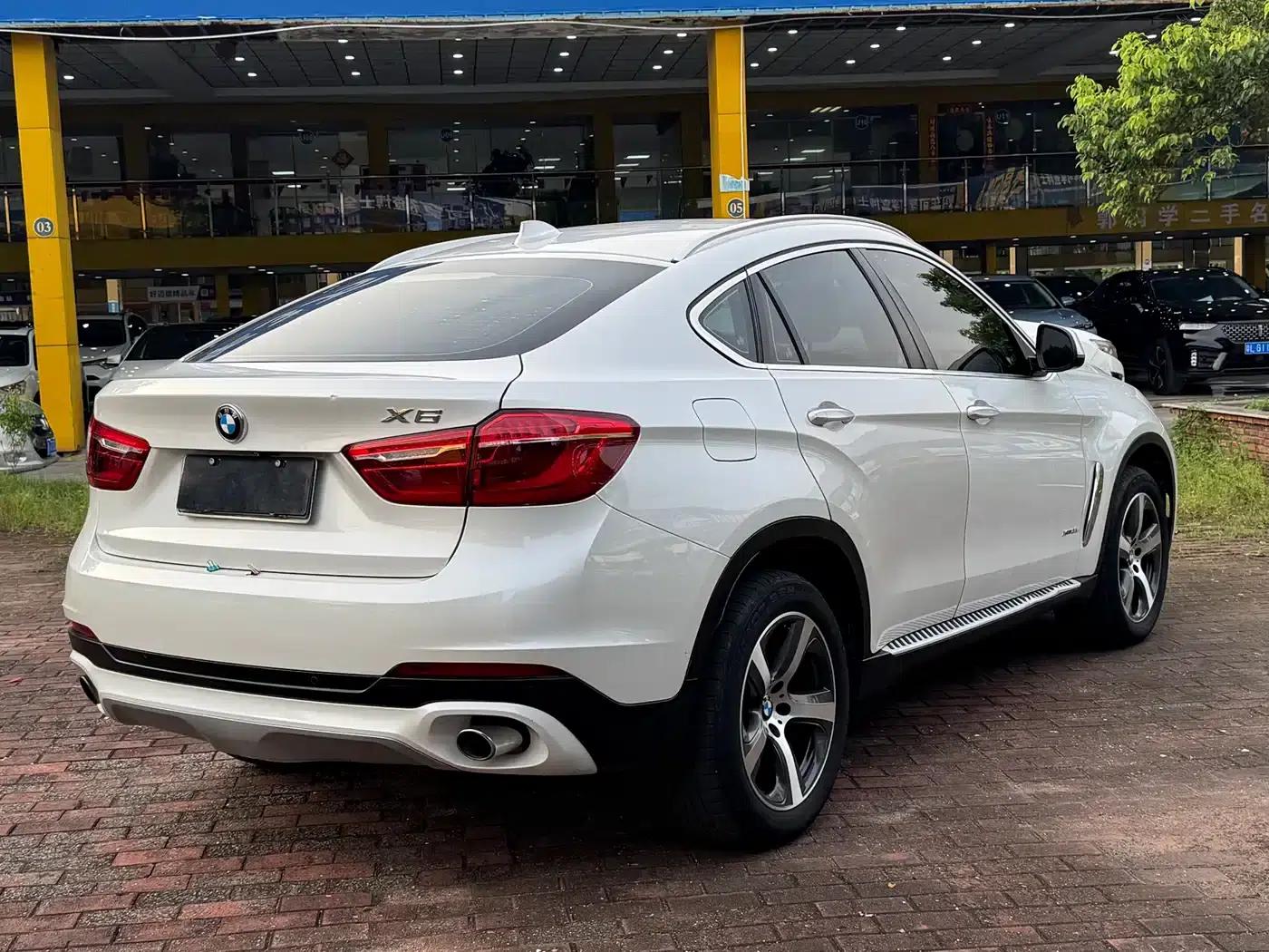 BMW X6 2015 xDrive35i Luxury — миниатюра 13