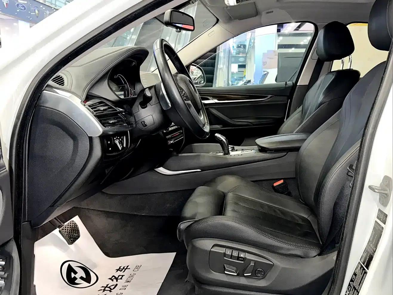 BMW X6 2015 xDrive35i Luxury — миниатюра 18